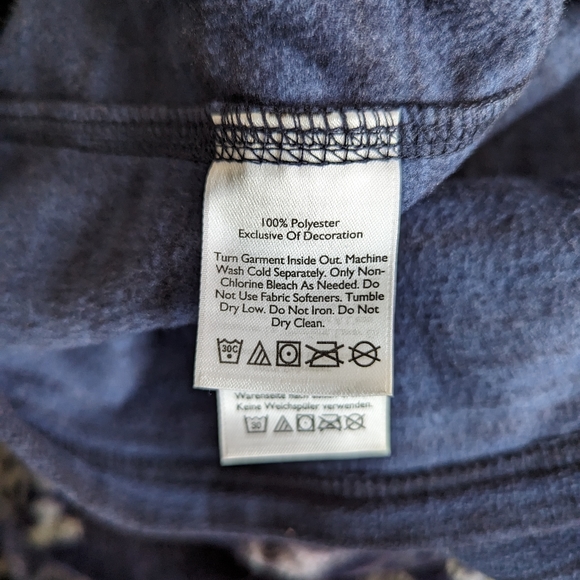 Bundle of two Eddie Bauer Sweaters, Size Small - Picture 11 of 11